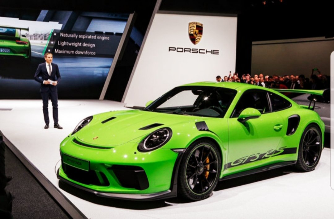 Fabulous weekend at the Geneva Motor Show shopping for new client cars - thank you to both Porsche and Ferrari for your kind hospitality. #GenevaMotorshow2018 <a href="/PorscheGB/">Porsche GB</a> <a href="/Ferrari/">Ferrari</a>