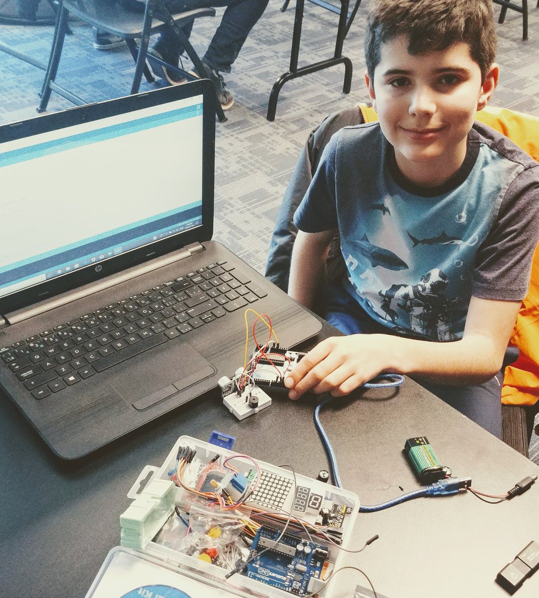 codifyzone's tweet photo. Having fun. Coding and learning Robotics. Happy kids. Want to learn more? https://t.co/foL3aItNhf classes start in on April. Space limited #HamOnt #BurlON #SummerCamp #coding #Robotics #Science #Technology #Kids #VideoGamesHelpMe #teens #mohawkcollege https://t.co/c1Z502DRdZ