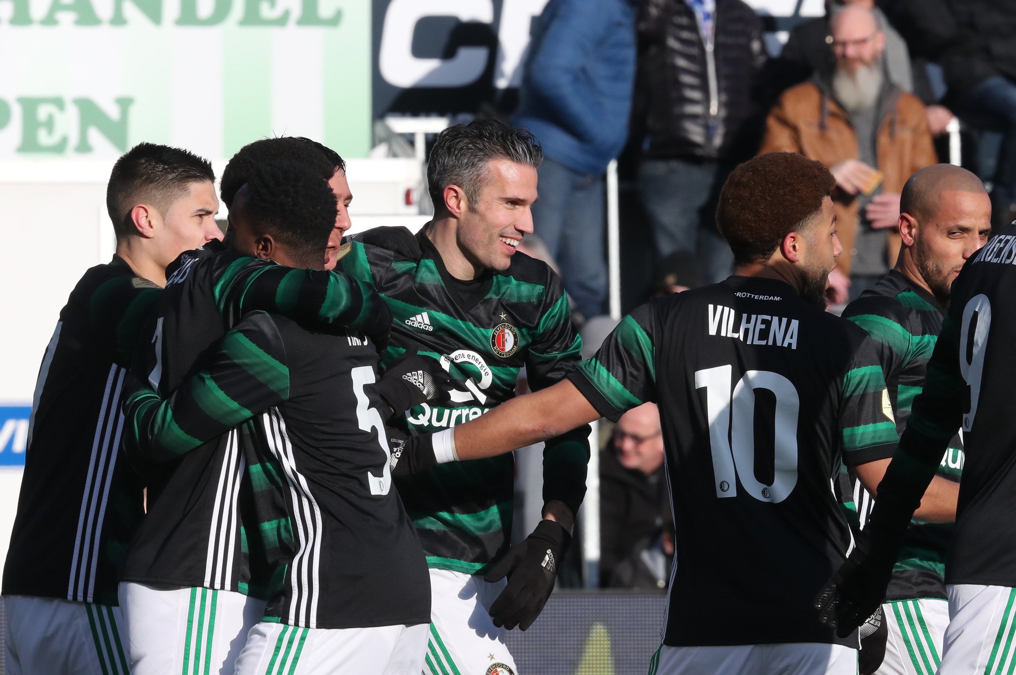 Download Feyenoord Rotterdam on Twitter: "PEC ZWOLLE - FEYENOORD 3-4 (0-2) 10' 0-1 Van Persie 15' 0-2 Van ...