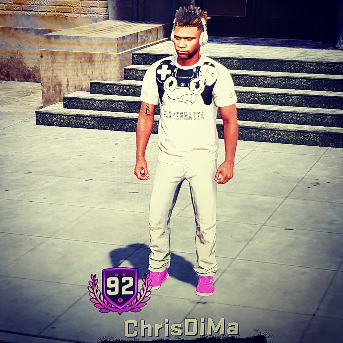 ChrisDiMa8's tweet photo. Don't hate the Player, hate the game... or... be a PlayerHater... 😤😌🎮🏀
#WhenWifeyIsAnArtist
#SheCreatedThis
#TeamWork
#NBA2K https://t.co/gam1QCnSki