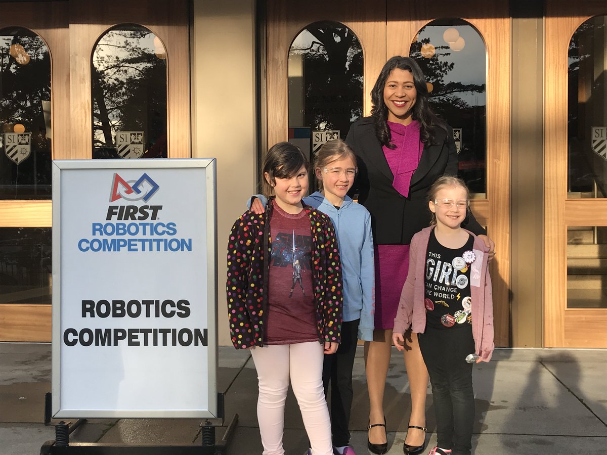 LondonBreed's tweet image. Great seeing my @GalileoLions, and teams from all over San Francisco and the world, this morning at the FIRST Robotics Regional. The robots these students are building are so impressive, and it highlights the importance of access to STEM learning opportunities. @FRCTeams