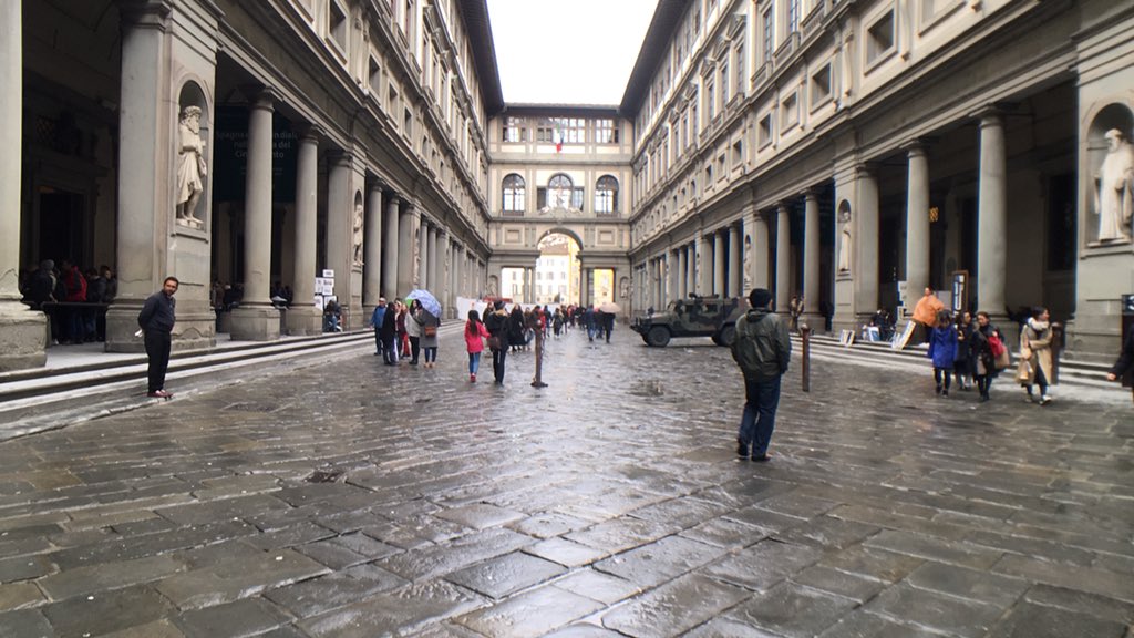 TinBoxTraveller's tweet photo. I love Florence and have just visited for the third time. Sadly it rained so we didnโt see it at its very best. However, thanks to the expert help of @livitalytours Iโve come away with so much more knowledge about this 2,000 year old marvel
#liveitalyย #livItalytours #presstrip https://t.co/Z9x6wkBfH6