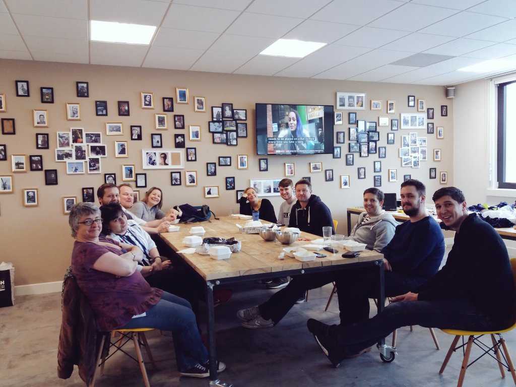 branded_3's tweet photo. An Edit shout out: A massive thank you to the weekend team! Our office is looking amazing. #WelcomeToEdit https://t.co/wYE6eR0qmK