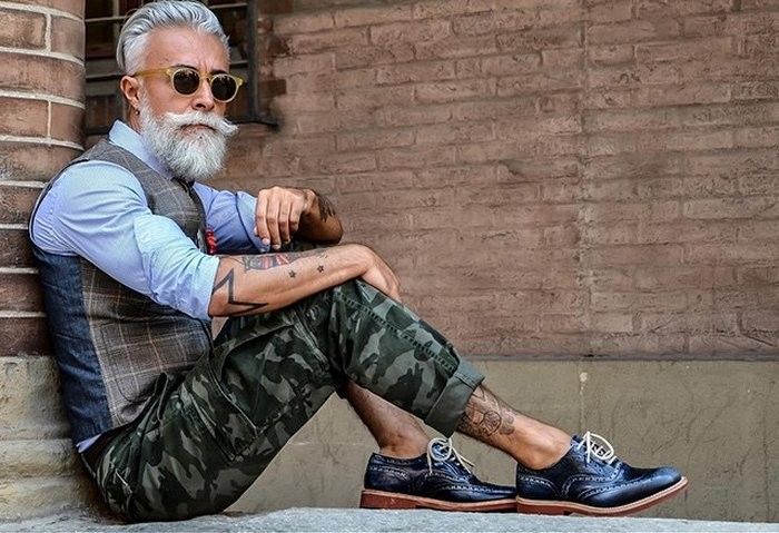 interlinkedos's tweet image. I&apos;m not 54. I&apos;m 22 with 32 years experience. buff.ly/2IzyDsj