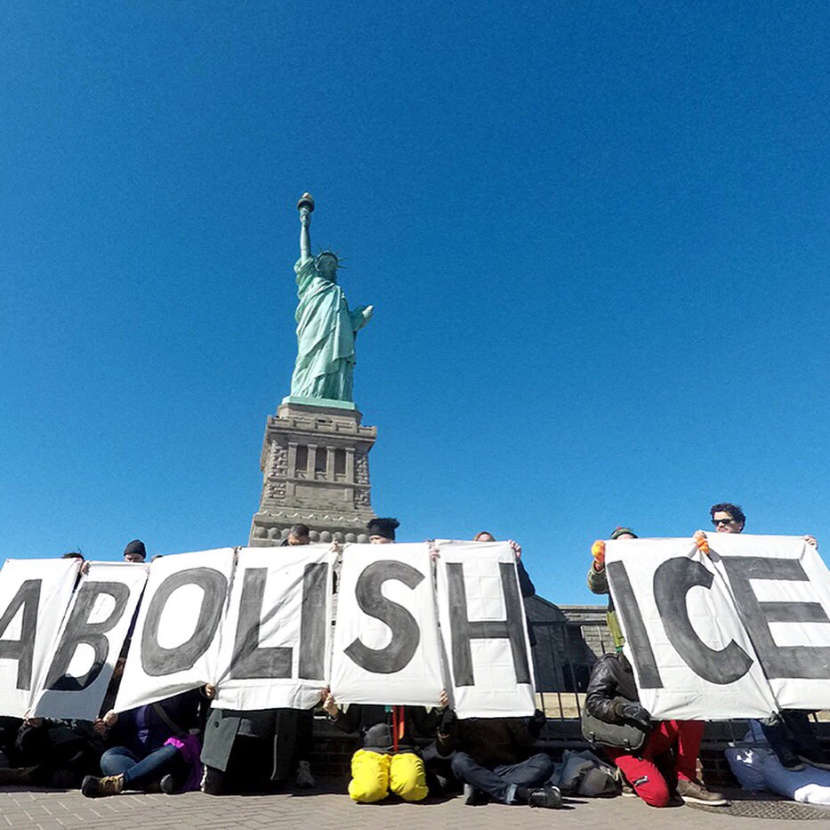 S A N C T U A R Y
#StopShoppingChoir
#FreedomRiders
A B O L I S H    I C E
#NewSanctuaryCity 
#YouCantDeportAMovement

Photo credit: @savitrid.nyc 🗽