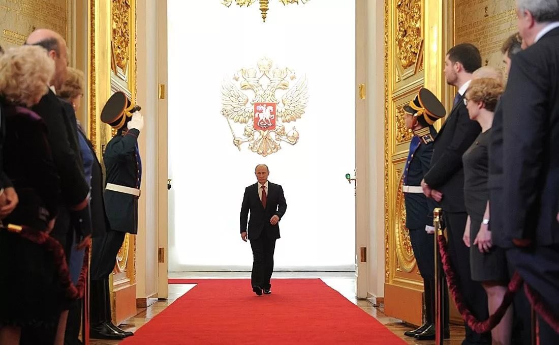 https://pbs.twimg.com/media/DYmDAG0W4AIQ5-A.jpg
