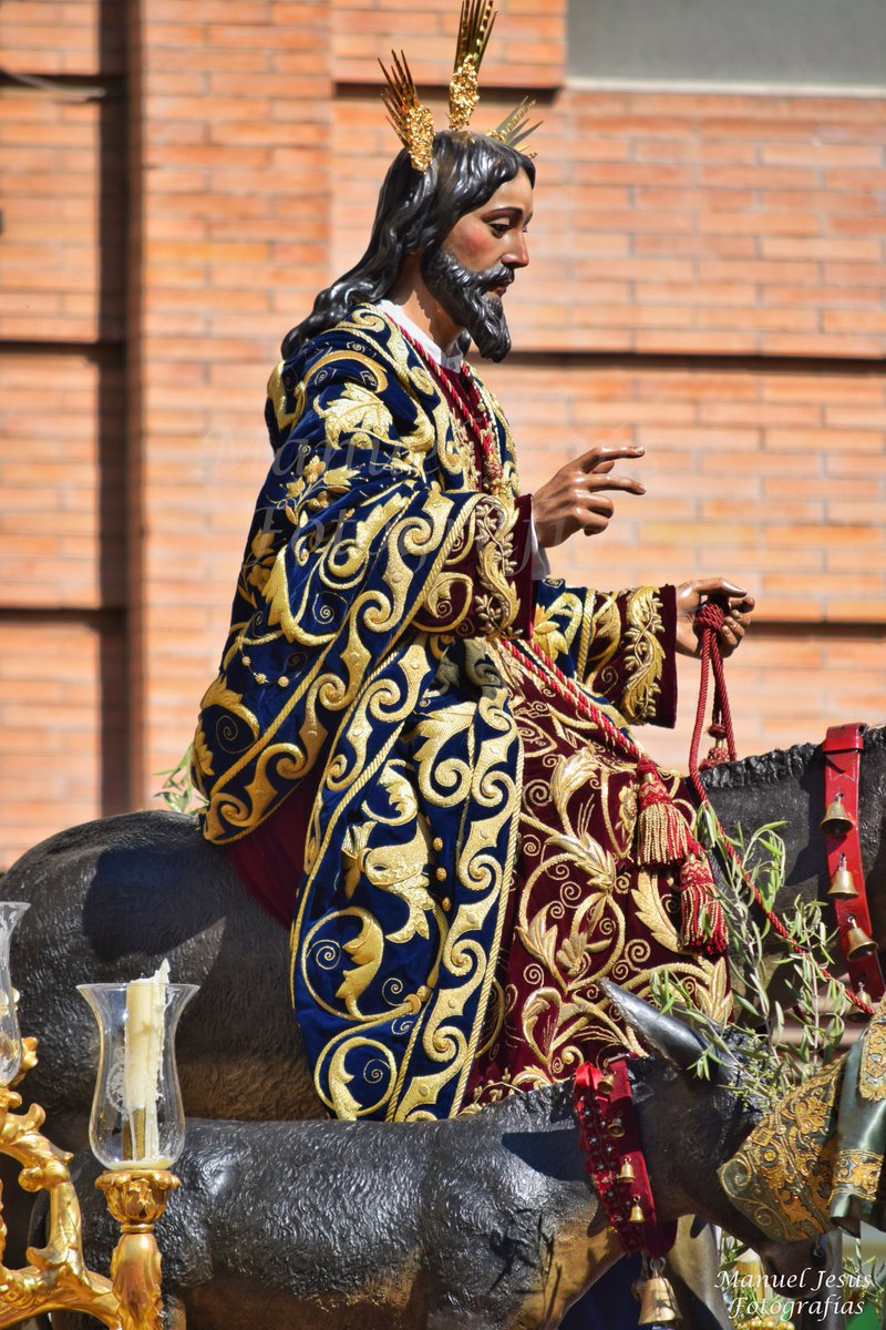 ManuelJFotogra's tweet photo. El domingo que viene ya será Domingo de Ramos… @Hdad_Amor @bandasolcom #Ssanta2017 https://t.co/7xKAAxF4TU