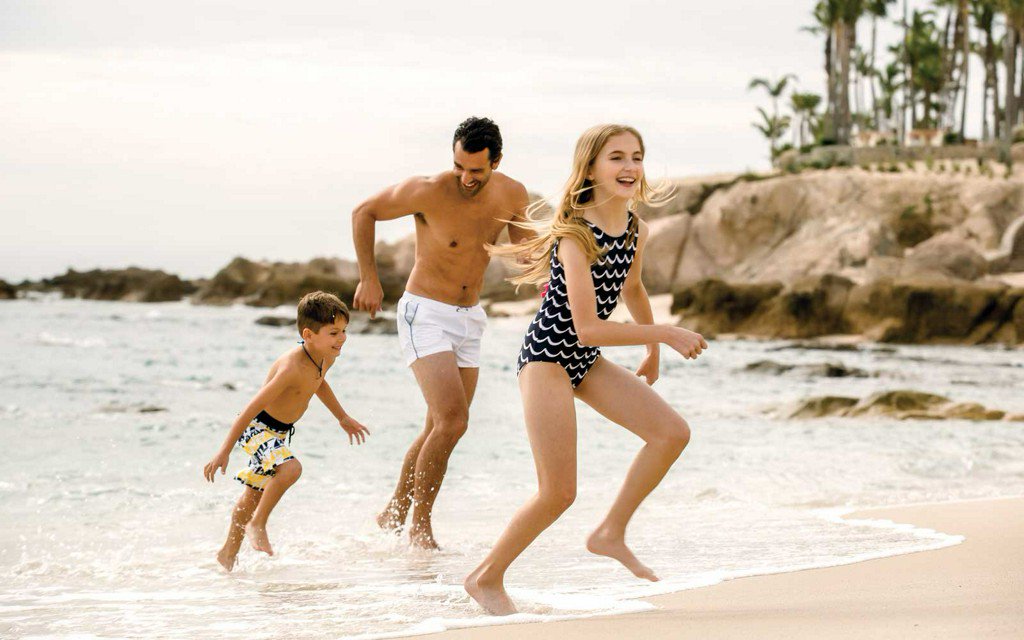 TravelLeisure's tweet photo. How hotels are making family travel way more fun https://t.co/XVkKTgzHQD https://t.co/jfpKAyXRMn