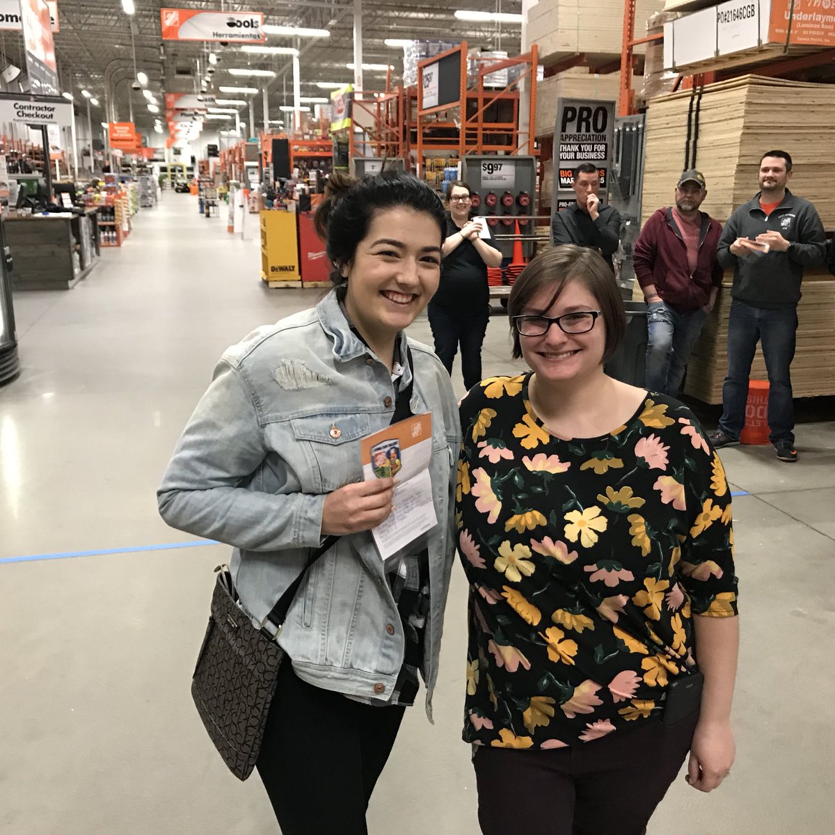 Jordan (@veenstjo) on Twitter photo Great job Mason! Thank you for everything! Looking forward to all you can do in your new role. #2761SuccessSharing #ThisIsOurYear #DifferenceMaker <a href="/kristenihd/">Kristen Ingram</a> <a href="/Pabasel12/">Paul Basel</a> @TrudellM <a href="/WaldronMason/">MASON π¦</a> Great job Mason! Thank you for everything! Looking forward to all you can do in your new role. #2761SuccessSharing #ThisIsOurYear #DifferenceMaker <a href="/kristenihd/">Kristen Ingram</a> <a href="/Pabasel12/">Paul Basel</a> @TrudellM <a href="/WaldronMason/">MASON π¦</a>