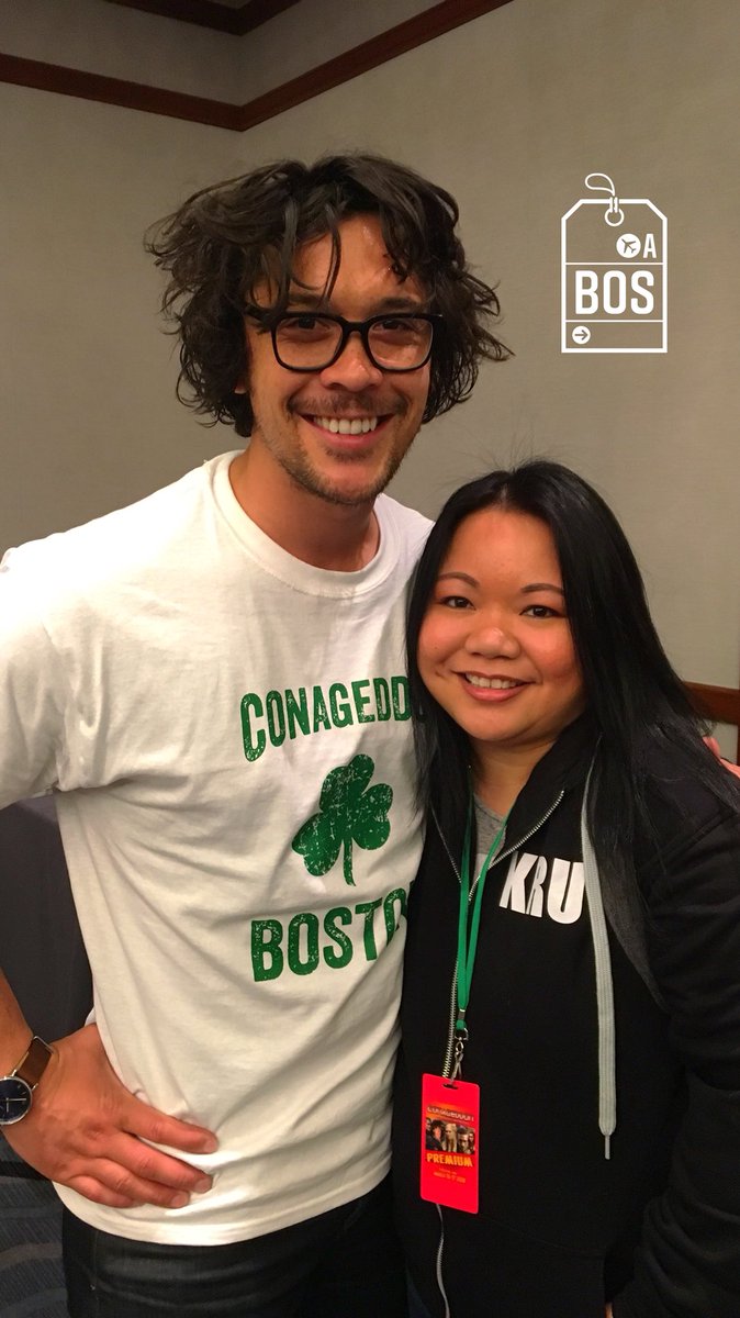 MBan20's tweet photo. Gotta admit that it’s pretty to see all the AWESOME #UNITYKRU &amp; @WildpipM at #Conageddon 

Its nice to see spirit of #UNITYDAYS still lives on ... don’t you worry #UD3 might just be around the corner (Thanks to @Sachin_Sahel) 

So #The100S6 announcement where are you at?? 💯💯💯 https://t.co/ODgqNS98WQ