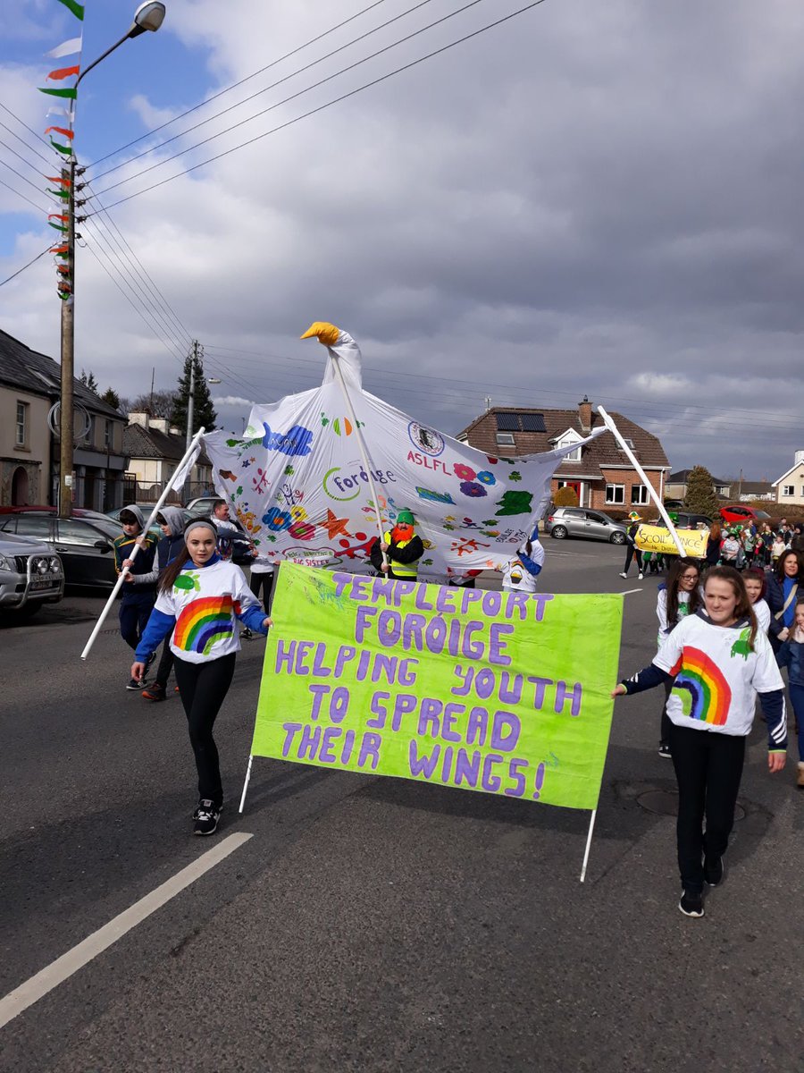sandramcintrye's tweet photo. #partofthecommunity #StPatricksDay @Foroige #weareforóige #ourfloat #helpingyouthspreadtheirwings https://t.co/MfrlIUG3nx