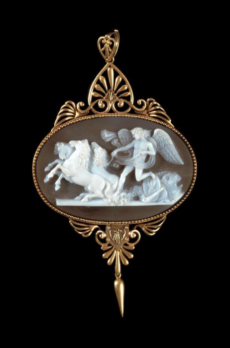 Love the collection images we share? Think you can build something with the digital images? Or have a fabulous idea how they could be used? We have a remix event <a href="/BM_AG/">Birmingham Museum and Art Gallery</a> on Sat March 24 - sign up and/or RT! Thanks! bmagremixed.co.uk #Brumhour