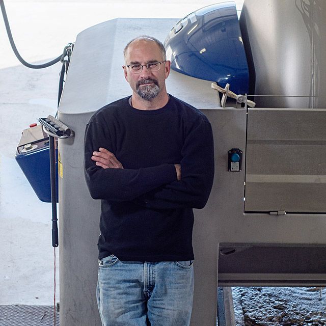 nydrinksny's tweet photo. Have you met @Chrislakewood, winemaker for @LakewoodWines? With a fascination with fermentation and years of experience in the world of wine, Chris returned the family farm in 1988 and has been winemaker for every Lakewood vintage since. https://t.co/q1mIxFn9G8