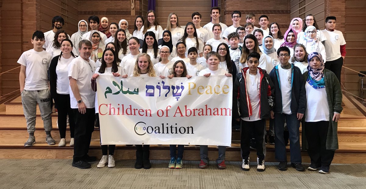 COACPeace's tweet photo. #coacpeacecamp ends with prayer from each tradition &amp; young leaders united across faith traditions making written commitments to work for peace and stand against prejudice. https://t.co/GTaHCge0Ad