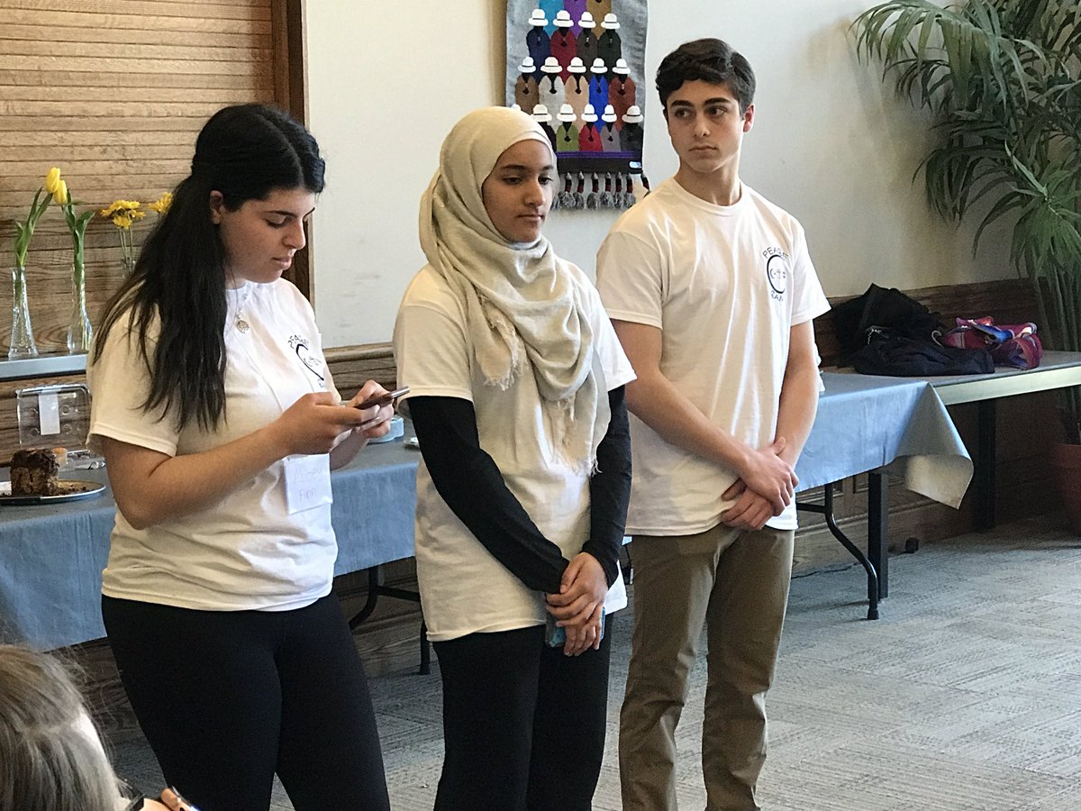 COACPeace's tweet photo. #coacpeacecamp ends with prayer from each tradition &amp; young leaders united across faith traditions making written commitments to work for peace and stand against prejudice. https://t.co/GTaHCge0Ad