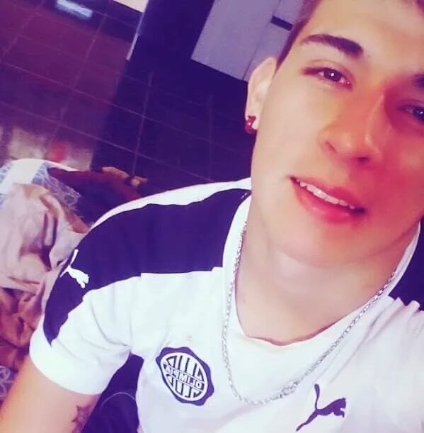 18_santhiago's tweet photo. Algún nene más garchable que éste? https://t.co/ICgrqxy8qk