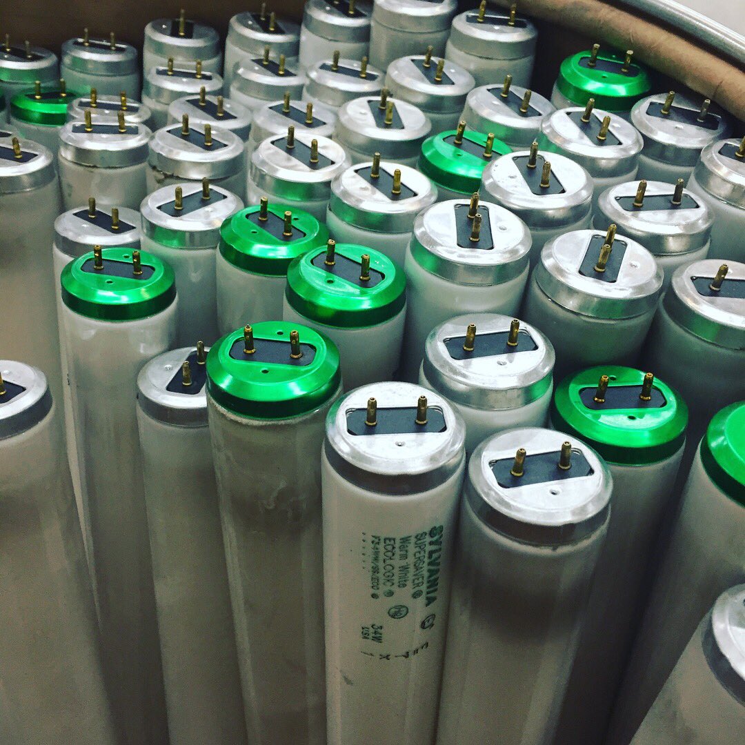 A recent Generate Energy facility LED retrofit that will see this community league save up 60% on lighting electricity use! This project included level 2 energy audit and lighting retrofit #AB #edmontoncommunityleagues #evansdale #led #outwiththeold #inwithdanew #ledlighting