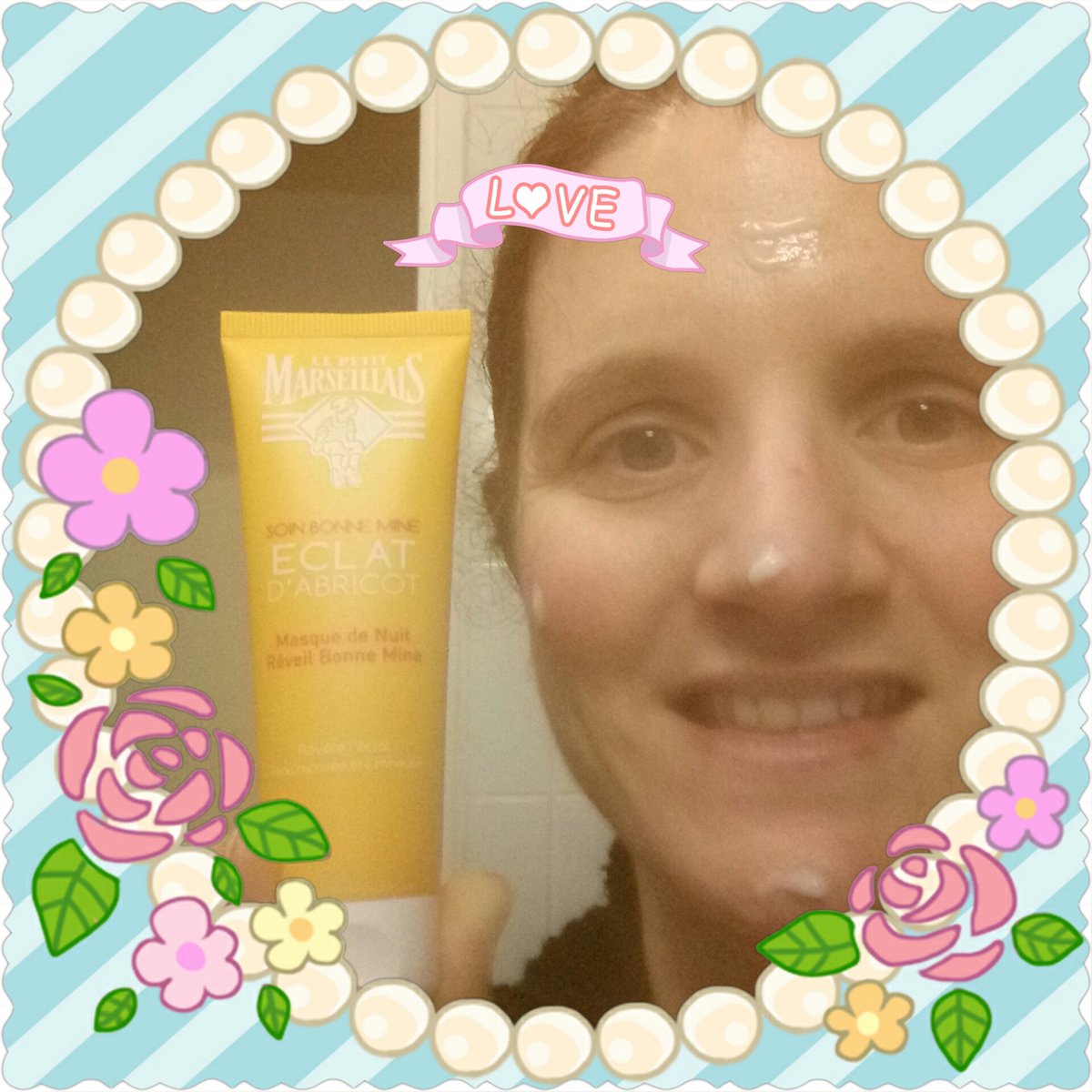 mayasysy77's tweet photo. J adore son parfum 😍 .. #LePetitAmbassadeur #SourireVousRendBelle .. Merci @LePetitMars https://t.co/rtaHMr3ik4