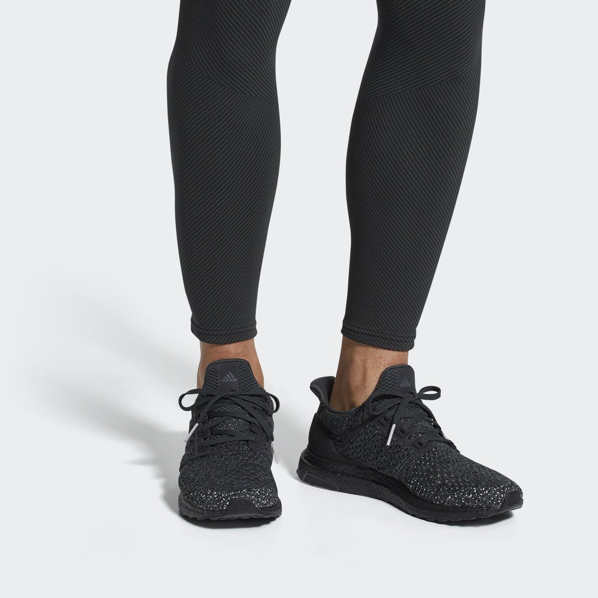ultra boost triple black clima