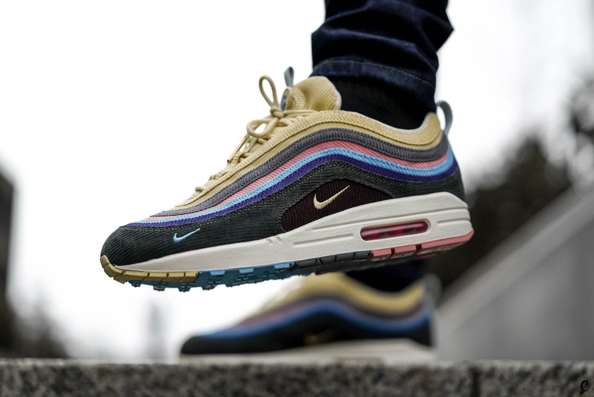 thesolesupplier's tweet photo. RETWEET if you want a pair! Raffle guide coming for the Sean Wotherspoon x Air Max 97/1

https://t.co/fwLkA40Rpe https://t.co/EKTW0hipXR