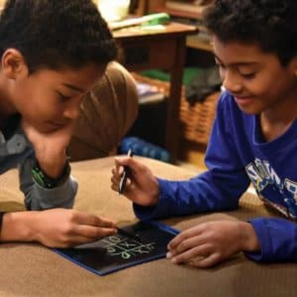 tokenaicrypto's tweet photo. Tips on how to find and use the best #eWriter #tablet -> https://t.co/cVHcJUfaBF https://t.co/hy4bdkr3T0