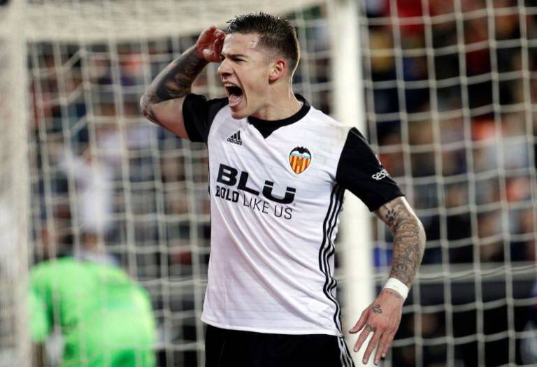 Gusvalcf's tweet photo. Pues oye siendo ya equipo Champions y mientras las matemáticas no digan lo contrario yo también me subo al carro de los que piensan que alcanzar al Atlético es posible ¿y por qué no?
#APorElSegundoPuesto https://t.co/l9ufKctxFU