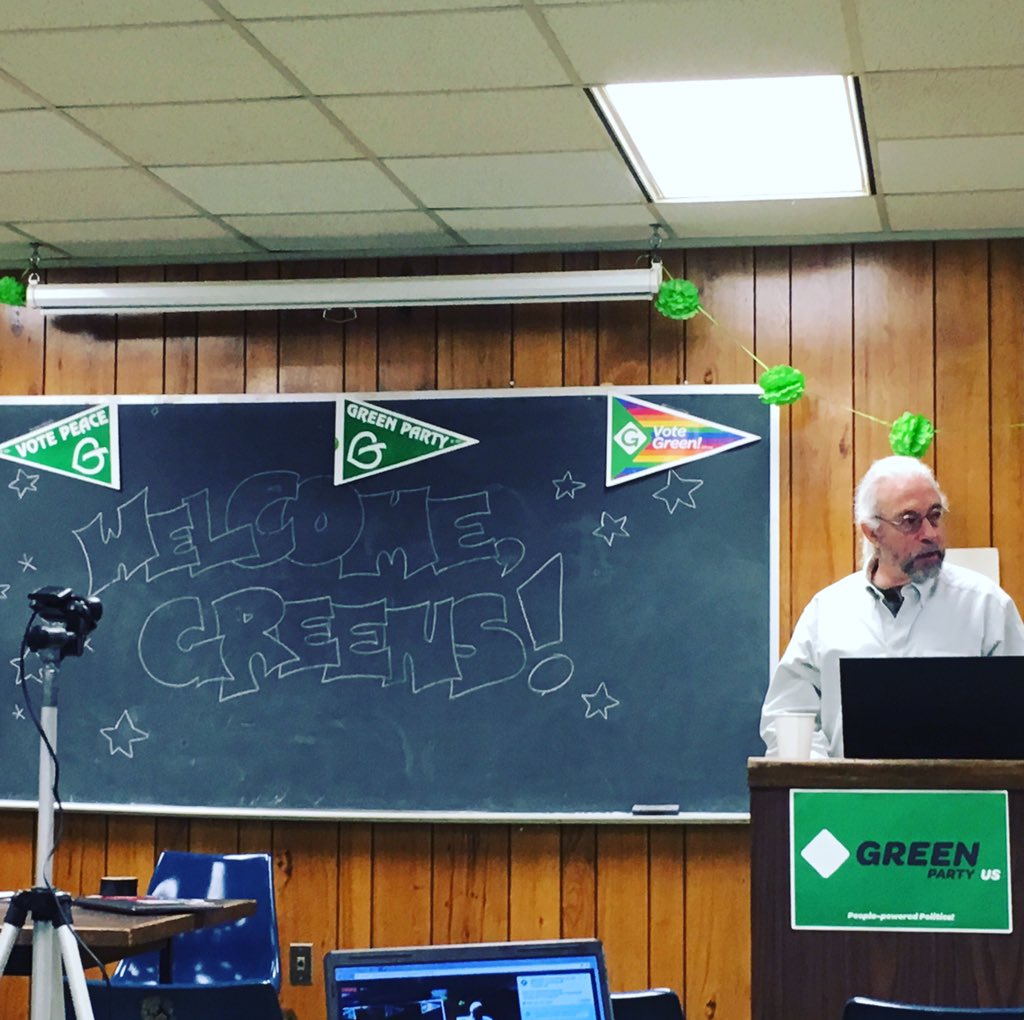 Had an amazing time at the @GreenPartyofPA convention this weekend. Learned a lot, and met a ton of amazing people!

Amongst other candidates, we voted to officially endorse Neal Gale's Campaign for US Senate. He's running for @SenBobCasey's seat.

Let's do this!

#WeAreGreen 💚