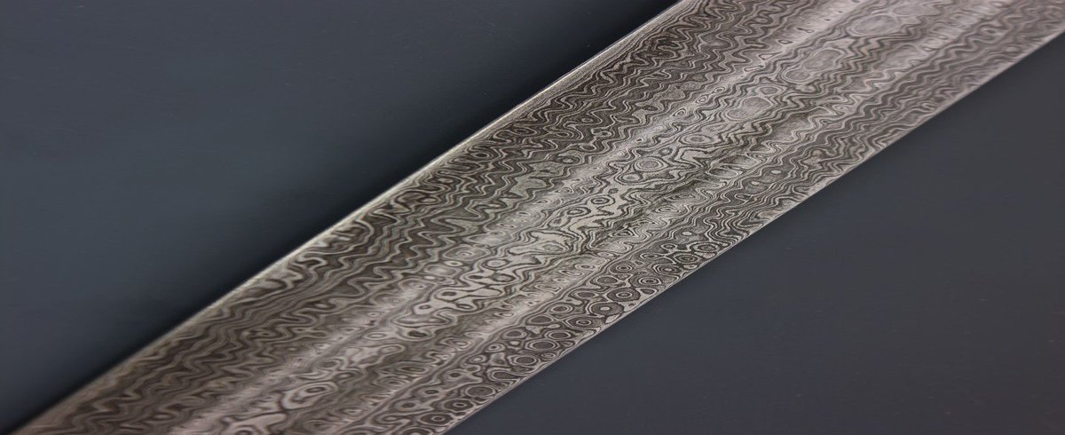 11th century AD: #Damascus #steel developed in #MiddleEast.
briandcolwell.com/2017/02/65-thi… #swords #manufacturing #industrial #metals #commodities