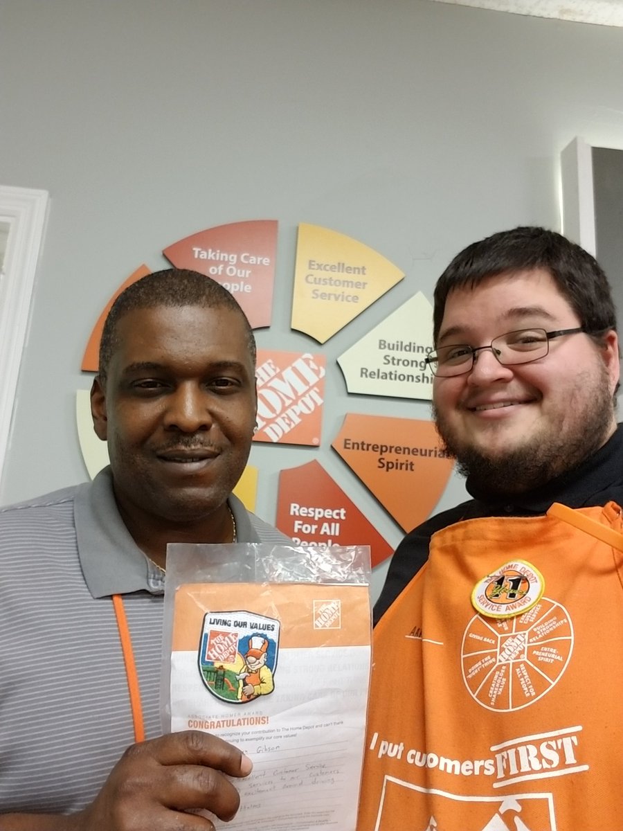 AaronTHD3607's tweet photo. Recognizing Shawn from D25 for driving leads. Way to go! @merritt_jen @Shane33755 @Dsrthorn https://t.co/EshkwzGKyN