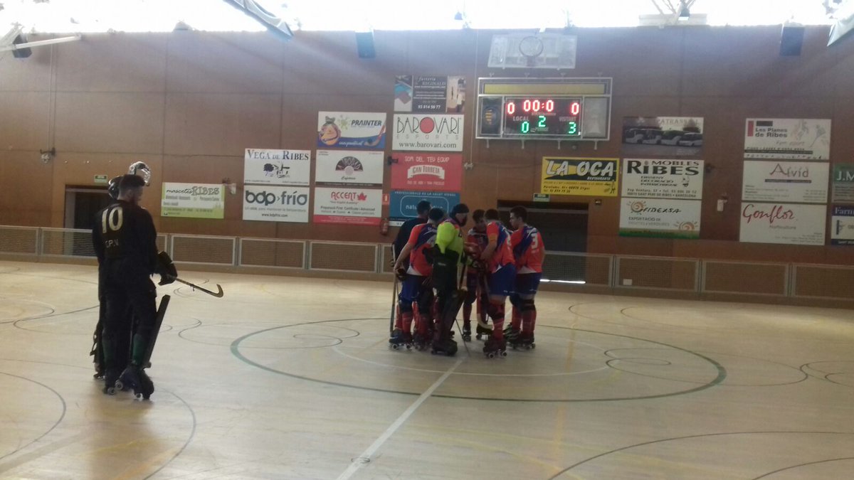 RESULTATS CAP DE SETMANA
🔼Prebenjamí:
<a href="/cptaradell/">Club Patí Taradell</a> 1 - <a href="/CpRibes/">CP RIBES</a> 3
🔼Benjamí:
<a href="/Hoquei_Sek/">Hoquei Sek</a> 4 - <a href="/CpRibes/">CP RIBES</a> 6
🔼PB Iniciació:
<a href="/CpRibes/">CP RIBES</a> 1 - <a href="/UEHorta/">UEHorta</a> 3
🔼Segona Cat:
<a href="/CpRibes/">CP RIBES</a> 0 - <a href="/cpvilanova/">CLUB PATÍ VILANOVA</a> 3
🔼Aleví:
<a href="/CpRibes/">CP RIBES</a> 2 - Andorra <a href="/fap_and/">FED. ANDORRA PATINATGE</a> 5