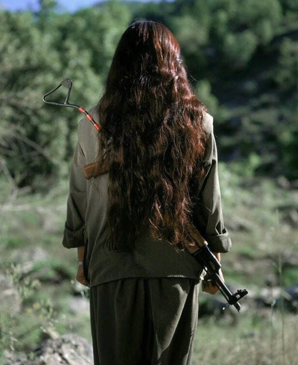 dehgolani's tweet photo. #BreakSilenceOnAfrin

عفرین آسمان است، سقوط نمیکند... https://t.co/Wcs1dH7Ok4