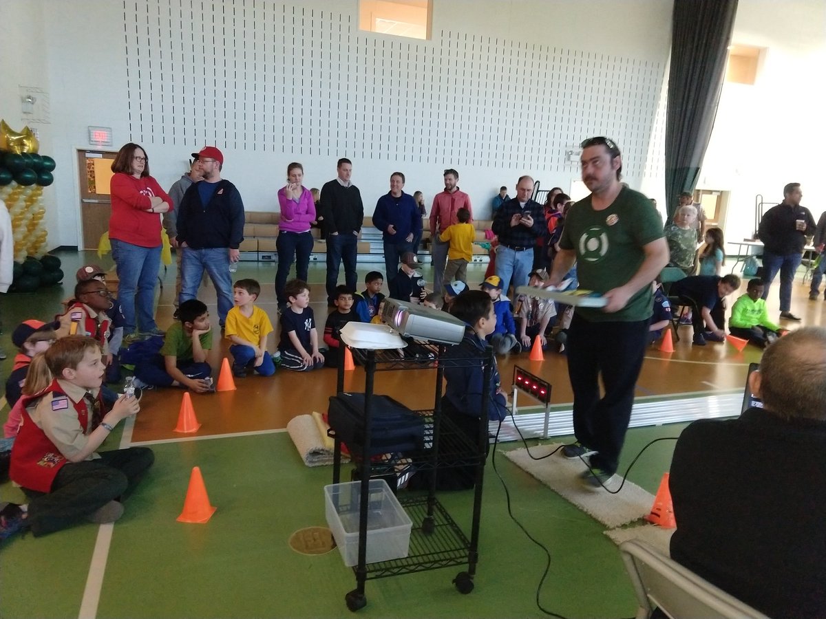boricuaslavist's tweet photo. Pinewood Derby -- the social event of the year. @boyscouts #pack457 @NCACBSA https://t.co/CbVFAHXUd4