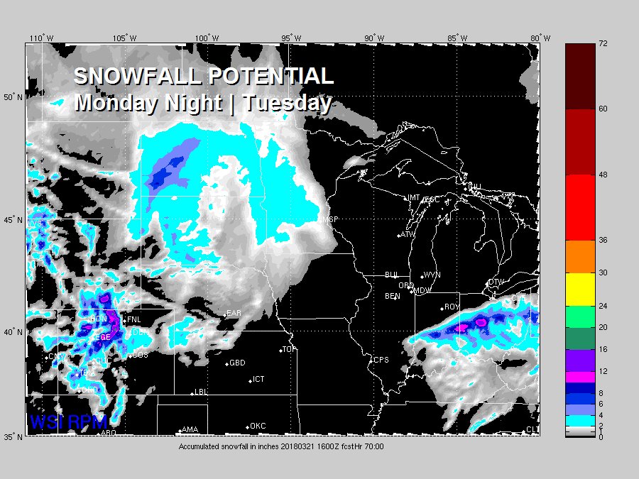 mark_tarello's tweet photo. ❄️ SNOW POTENTIAL: Around an inch of snowfall possible late Monday night through Tuesday morning in southern Minnesota... Any snowfall will melt the next day! #Snow #MNwx https://t.co/pwn7cmtsVv