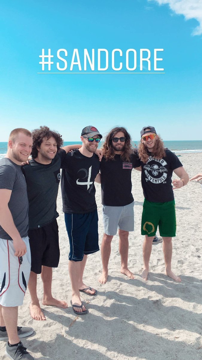 Hallow_Point's tweet photo. First off day off of the tour, and we've indulged in a nice stop at the beach!
Tomorrow we continue in Fayetteville, NC at The Drunken Horse Pub
#Metal #Tour #Sandcore #Fayetteville #NorthCarolina https://t.co/zkj05JWRj3