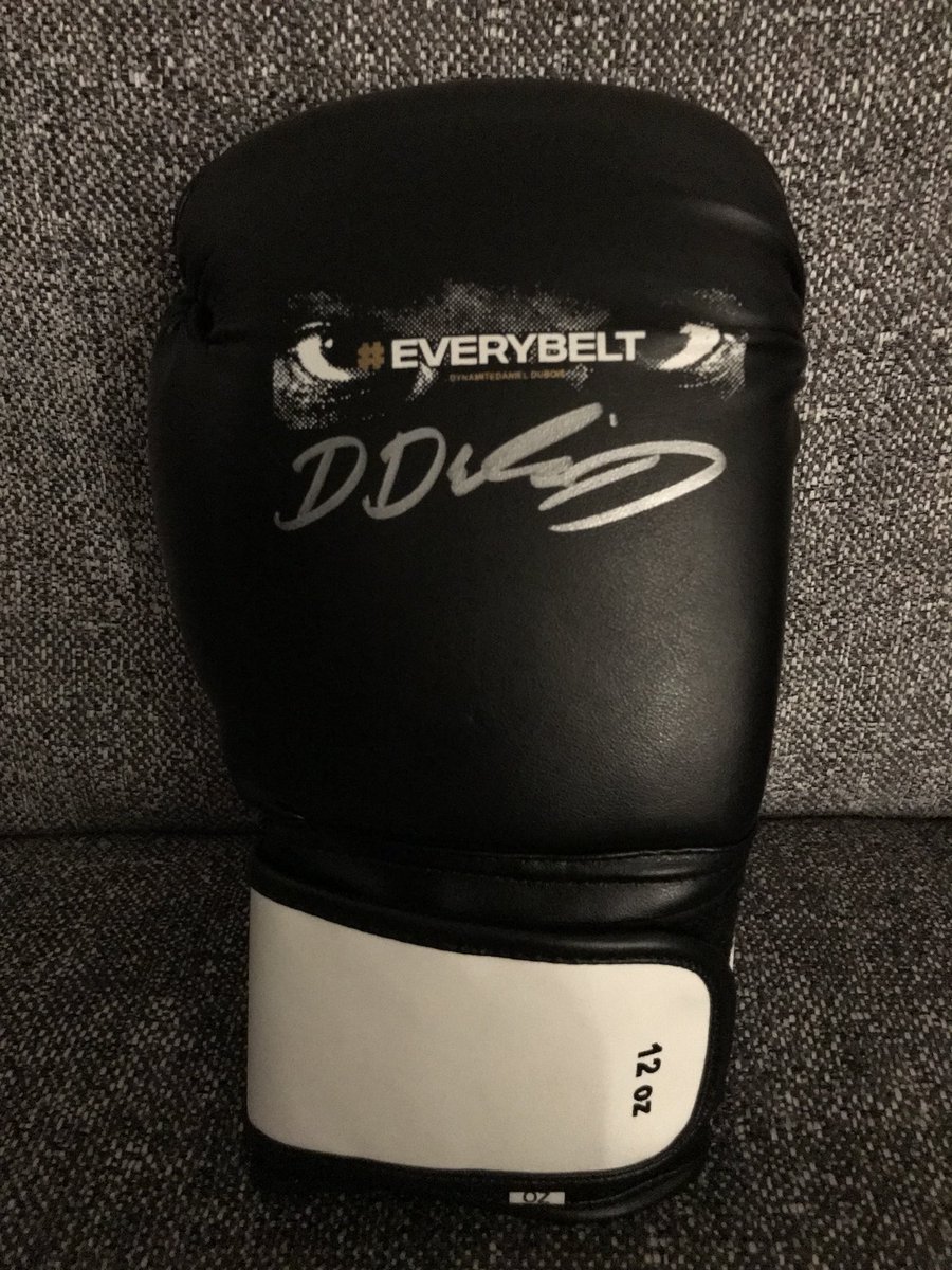 🚨COMPETITION TIME🚨We are going to do a giveaway once we reach 1200 followers. For your chance to win a signed glove by up and coming heavyweight boxing sensation Daniel Dubois all you need to do is be following the account, like &amp; retweet this tweet!