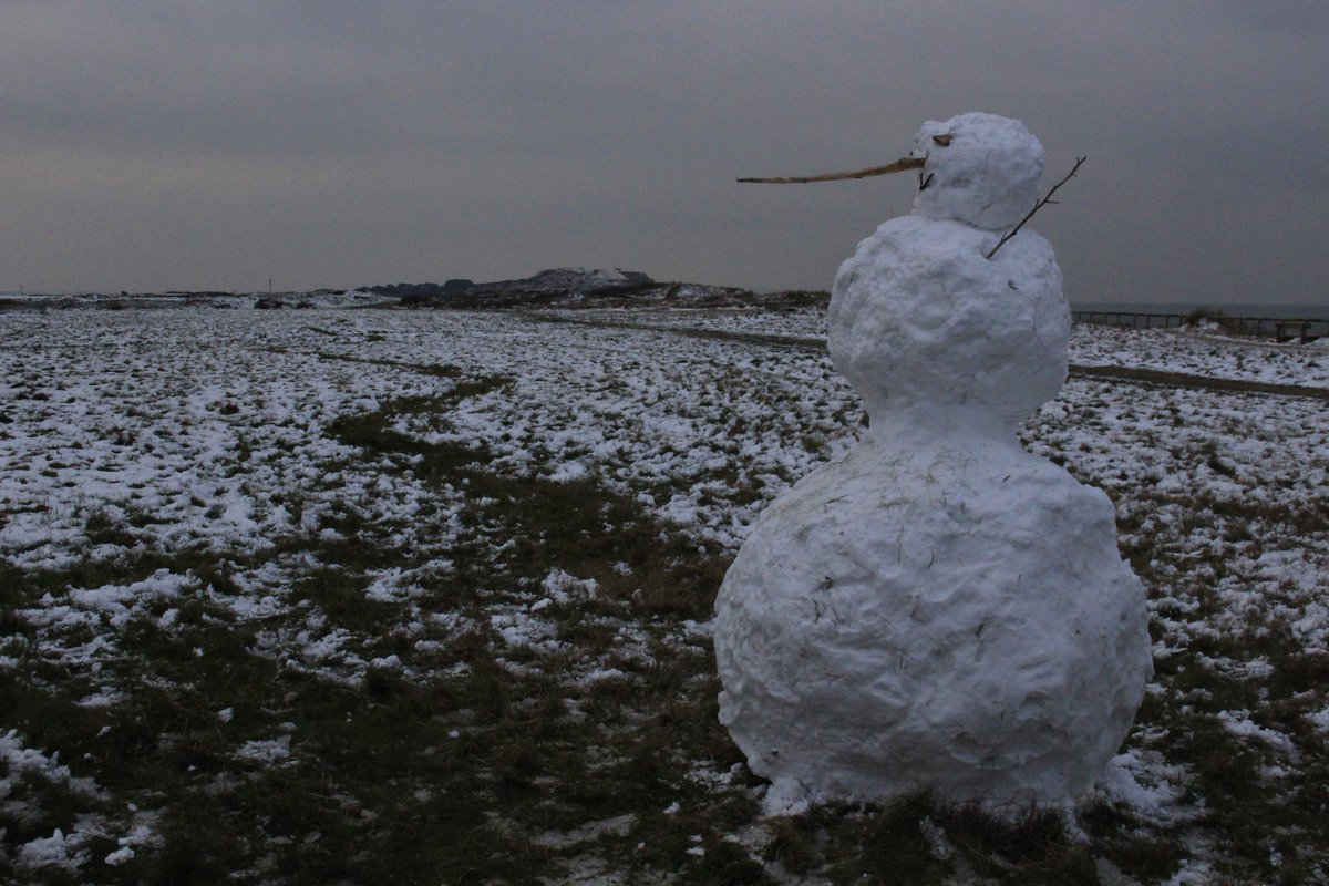 Hengistbury Head Dorset 

From the snowman of Hengistbury, looking east to the distant promontory, photographed 18 March 2018