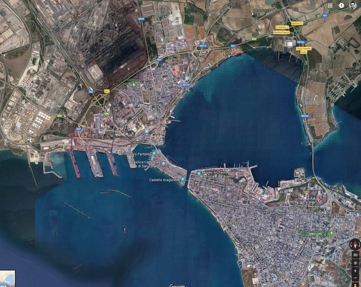 L'avete mai vista Taranto dall'alto? Vedete quell'ombra scura lassù? È l'Ilva. Mordor è meno inquietante.