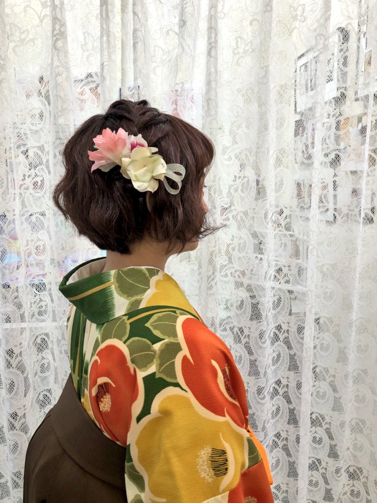 袴ヘアスタイル