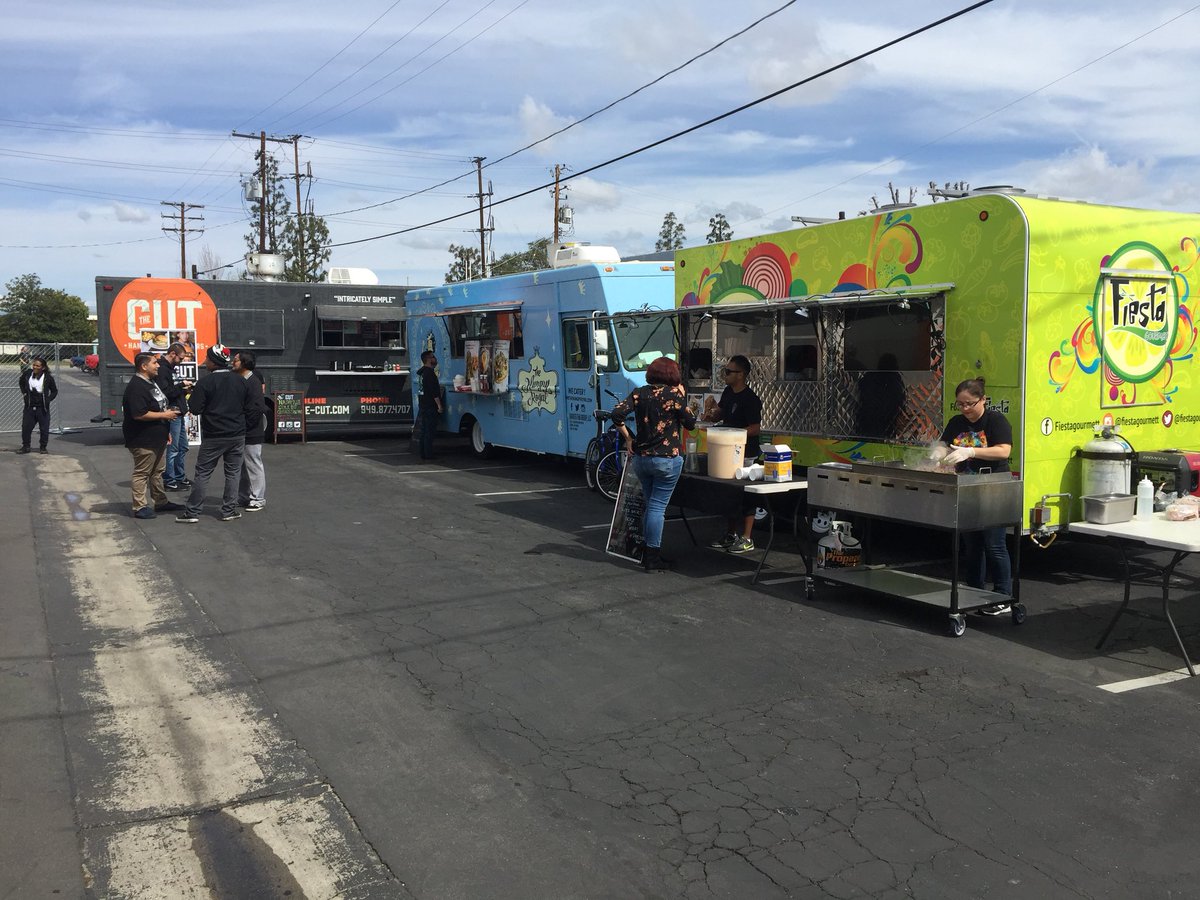 Marvin527's tweet photo. @BottleLogicBrew Great first day!
#WeekOfLogic #WOL2018 #CraftBeer https://t.co/FfjKpL5Wvj