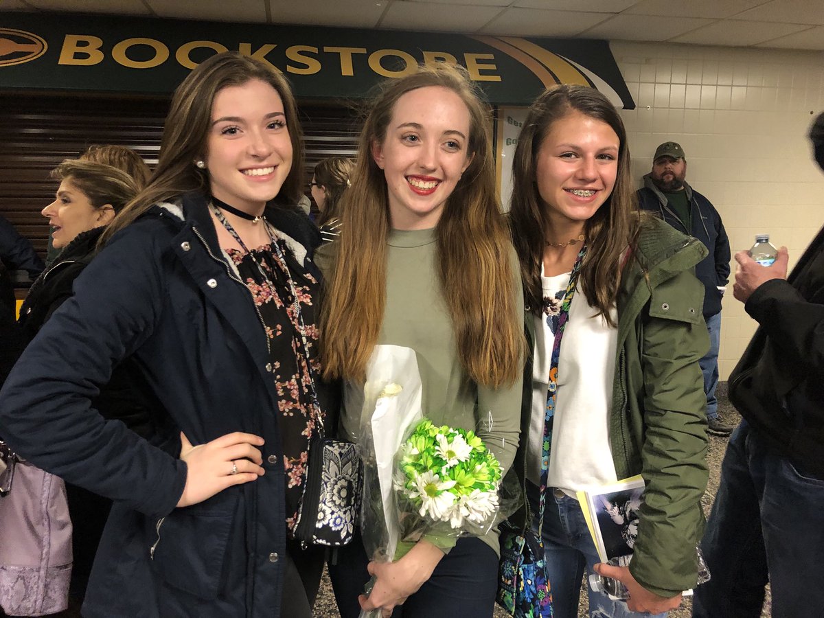 DonnaScottDance's tweet photo. Congrats Hope on your performance in Les Mis!!! https://t.co/vxhA2hoRwL