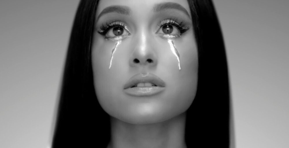 remspjm's tweet photo. happy 2 years to one of the best songs on dangerous woman. i’m forever in love with everything about be alright from the choreo, the visuals, tour outfit and the special meaning behind it #2YearsOfBeAlright https://t.co/yuOPHYFWmZ