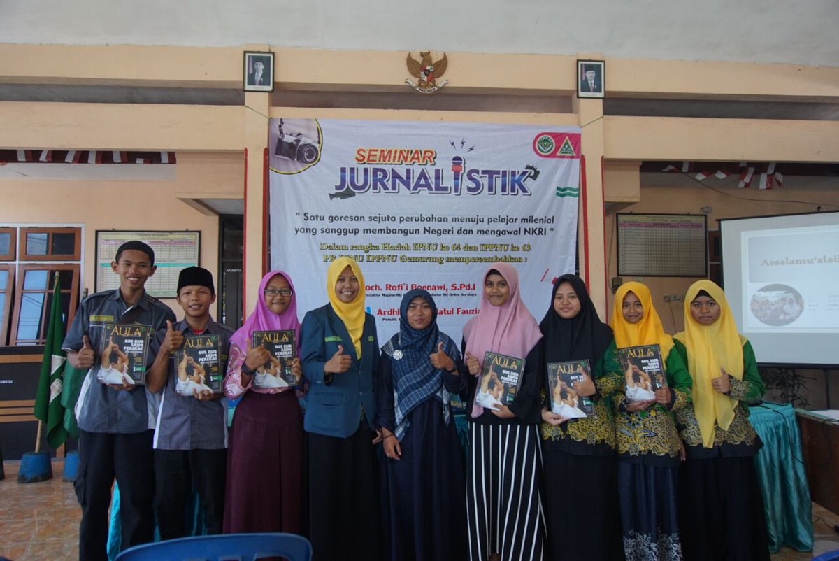 PacGedangan's tweet photo. Bukan kepintaran yang mengantarkan keberhasilan. Tp keberanian lah yang mengantarkan kepintaran https://t.co/NvaibZ9BsP