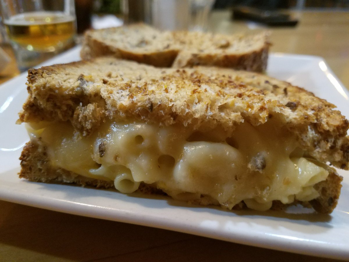 Mac & Cheese sandwich. Waitess called it 'Filthy. In a good way.' (at @FirkinonHarbour in Toronto) swarmapp.com/c/iWplCJfrhC8