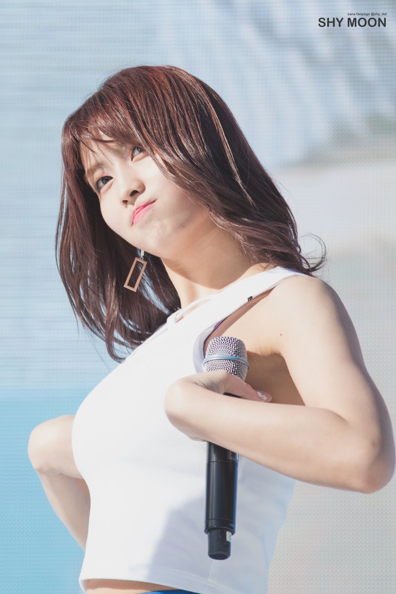 KinoshitaTwice2's tweet photo. 可愛い〜?❤

TWICE
　✕　
ボカリ

#TWICE
#モモ
#チェヨン
#ジョンヨン
#ナヨン
#ダヒョン #once #ツウィ https://t.co/pzttubOcUe