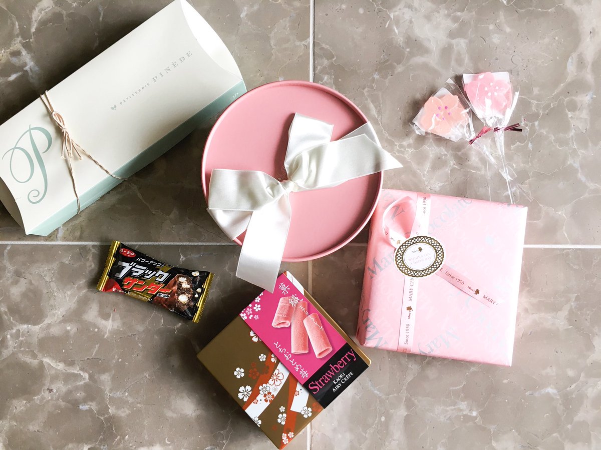 ブラックサンダーさん 有楽製菓公式 ハッピーホワイトデー