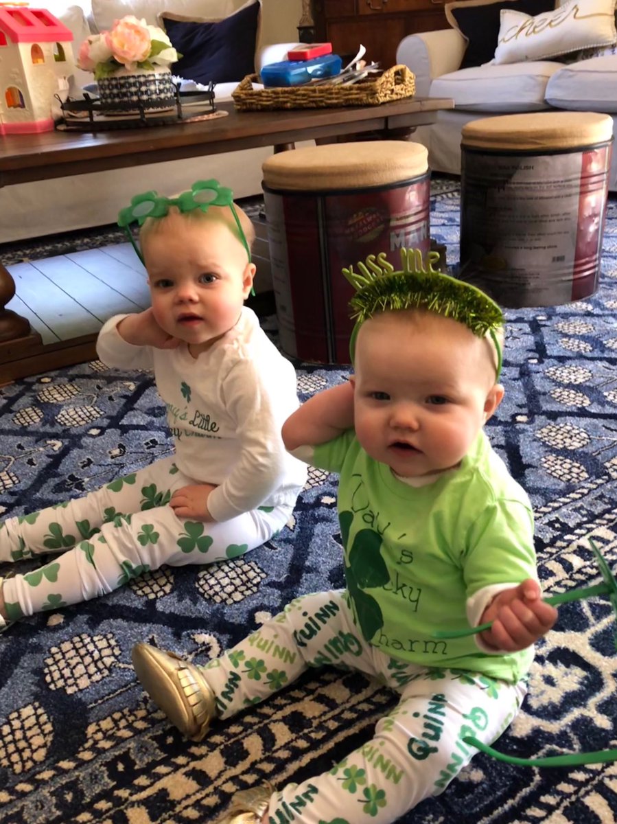 shannb0mb's tweet photo. #sistergoals https://t.co/vi4s5uqJsu
