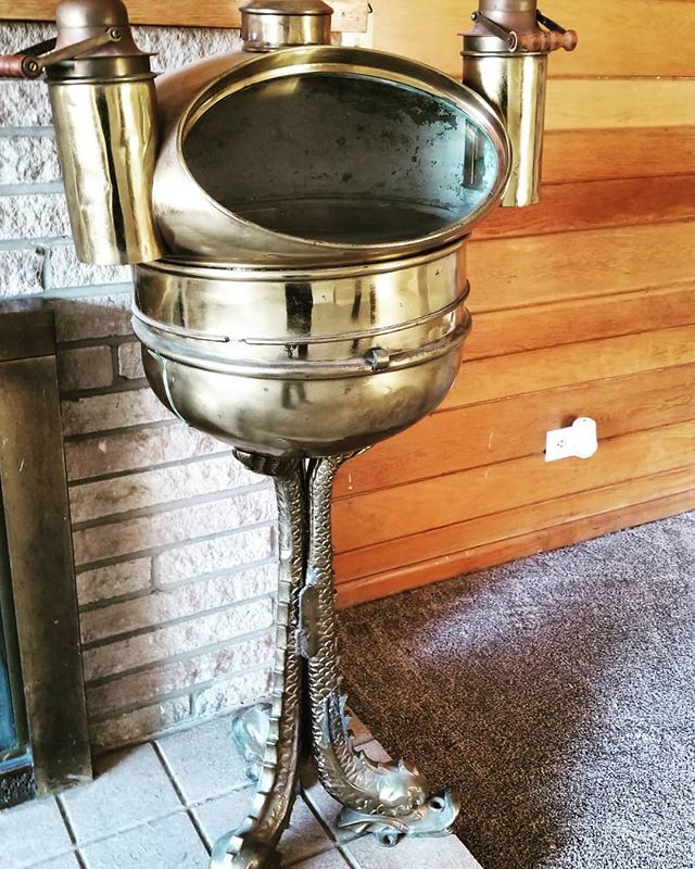 DairyFarmer's tweet image. Can someone tell me what this is? Random objects you see showing homes.  #ForSale #Realtorlife #randomobjects ift.tt/2G3aYlA