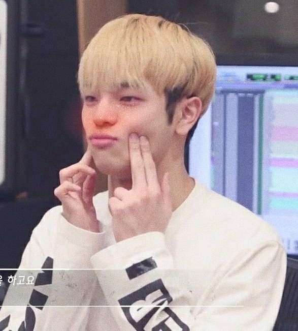 sksofties's tweet photo. ʚ #WOOJIN 🖇 #스트레이키즈 ɞ https://t.co/2VHwrtEL7Y