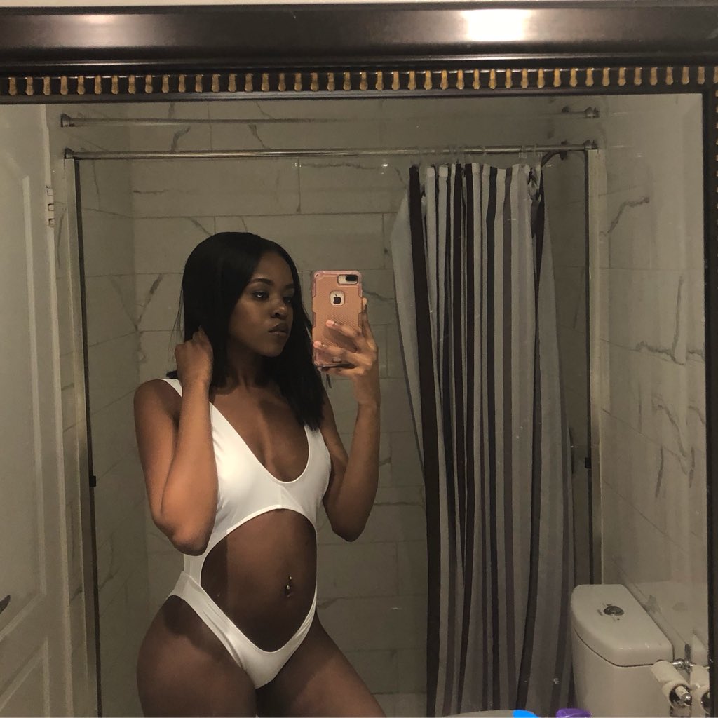 nyolie_baby's tweet image. #2KPOOLPARTY