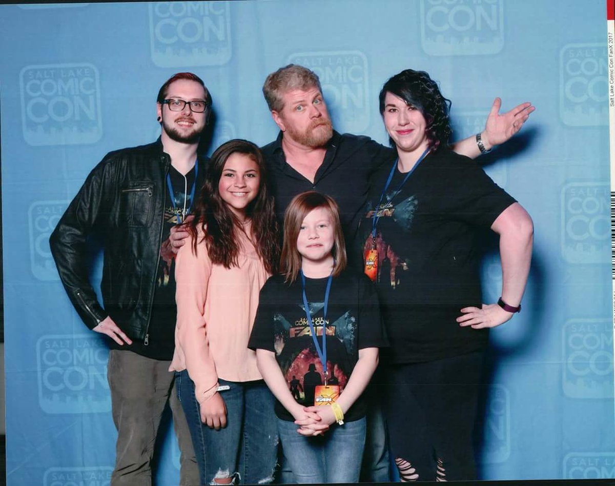 BreannNansen's tweet photo. @Cudlitz we really need an updated picture. 💙💙 https://t.co/mszAYyQ8UX